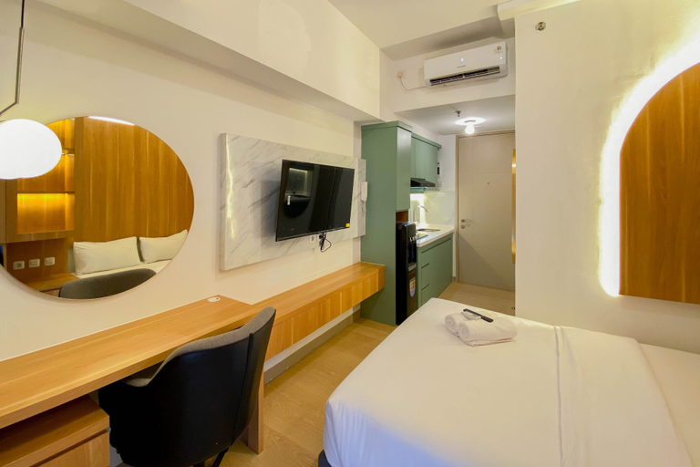 Bedroom 3, Cozy Stay Studio At 38Th Fl Tokyo Riverside Pik 2 Apartment, Tangerang