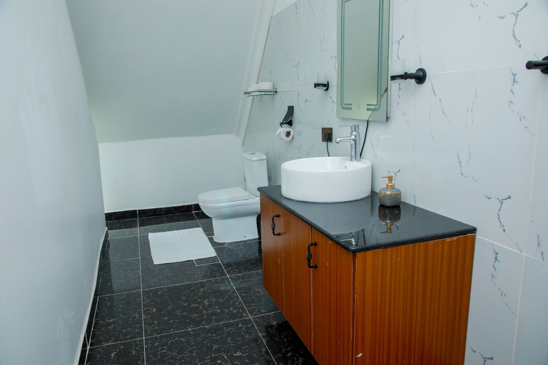 Bathroom 3, Fortunas Cabins, South Imenti