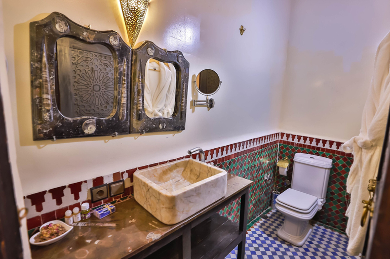 Bathroom 3, Riad Farouzi Fes, Fès