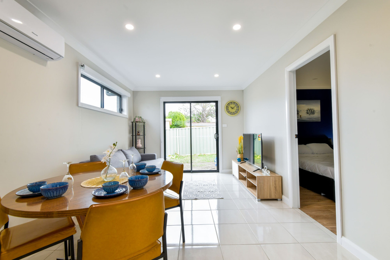 Others 4, Royal Lake Guest House, Wyong - North-East