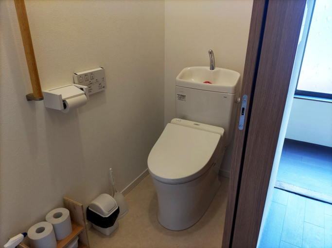 Bathroom 3, Guesthouse Bench, Kyōtango