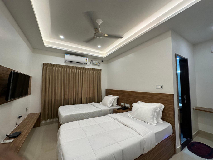 Bedroom 12