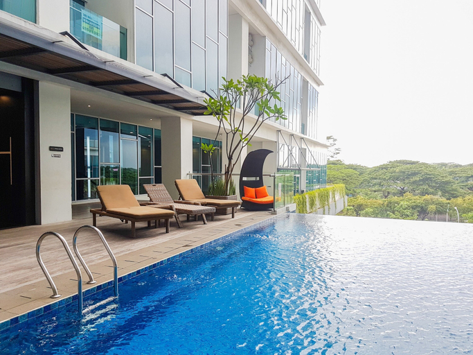 Sport & Beauty, Chic and Spacious 2BR Apartment at Brooklyn Alam Sutera, Tangerang