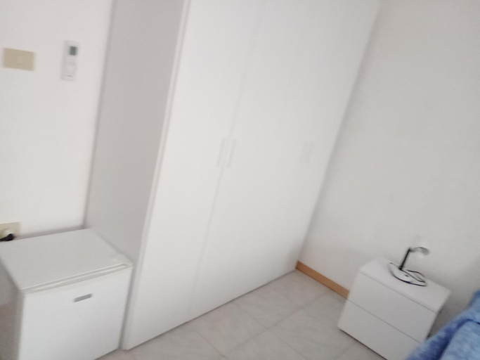 Bathroom, Casa Congiu, Oristano