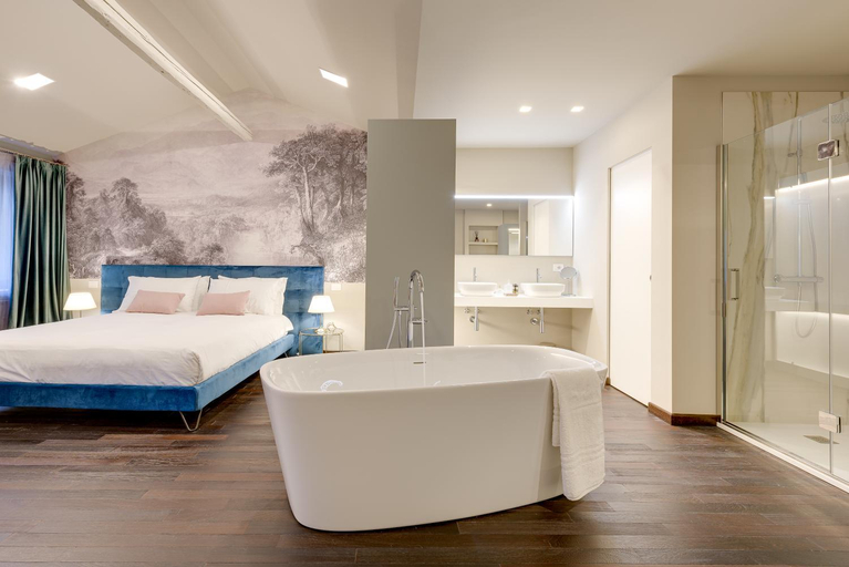 Others 5, PALAZZO DUOMO Suites in Udine Center, Udine