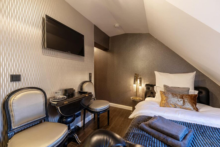 Bedroom 2, La Belle 10 Boutique Hotel, Köln