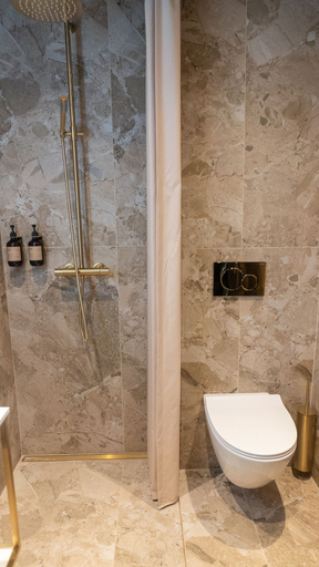 Bathroom 3, Hotel Nørreport, Holstebro