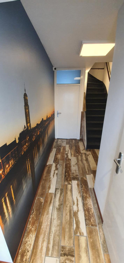 Others 2, Bed & Budget Mackenzieplaats, Voorst