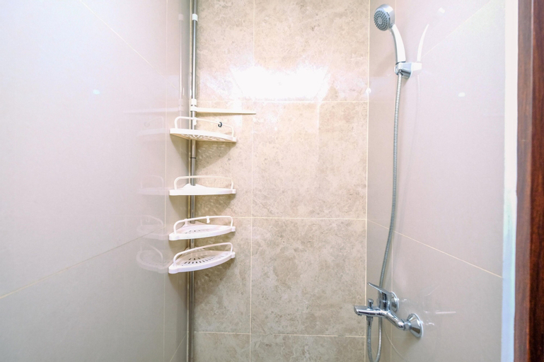 Bathroom 10