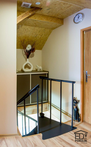 Others 4, Pokoje FreeDoor, Opole