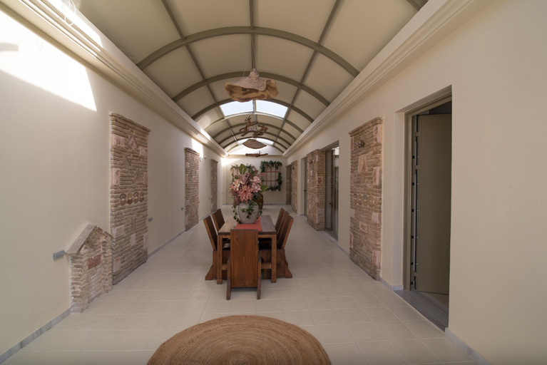Others 4, Lodge Apartments, Ionian Islands