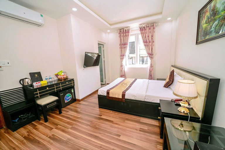 Bedroom 4, Vinh Hoi Hotel, Pleiku