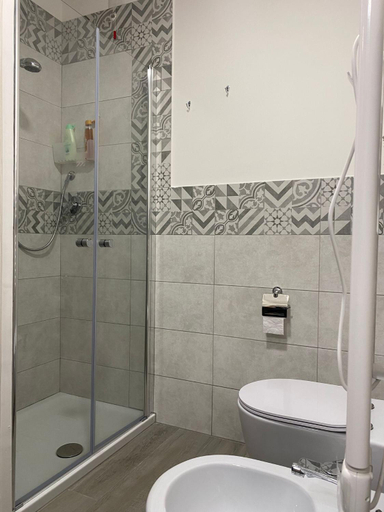 Bathroom 5, B&B La Sinfonia, Cagliari