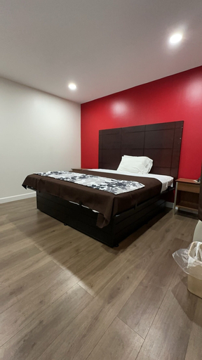 Sport & Beauty, LINDENHURST MOTEL, Suffolk