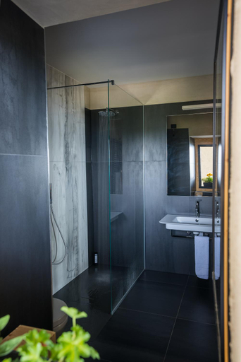 Bathroom, nif: alpine taste, Trento