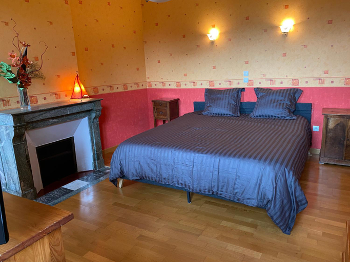 Bedroom 2, Chambre Hote Villa Sainte Barbe, Vosges