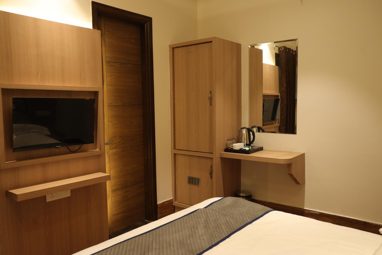 Bedroom 2, Hotel Crown Savoy, Amritsar