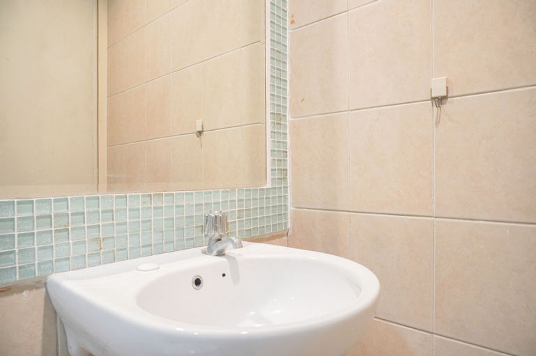 Bathroom 17