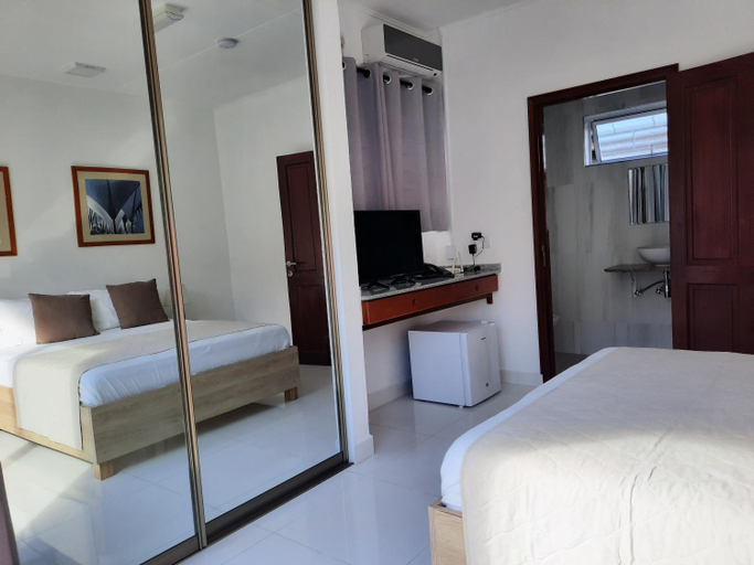 Bedroom 2, Hotel Plein Soleil