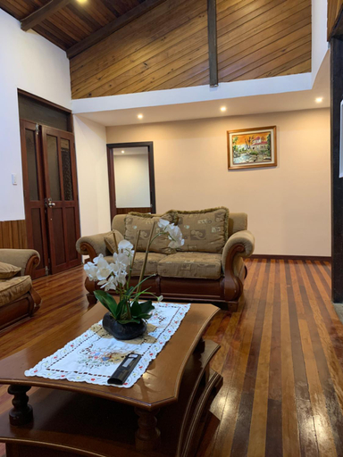 Others 3, MY HOUSE IN MACAS, Morona