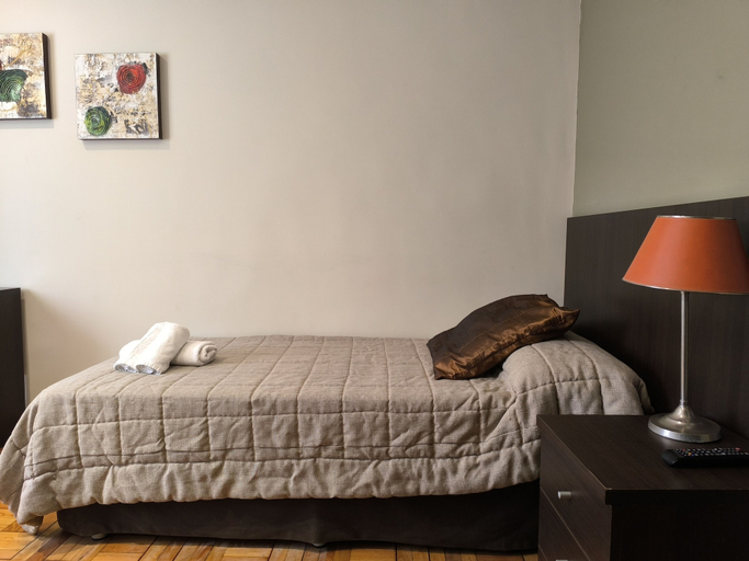Bedroom 3, Hotel Santa Barbara, Teruel