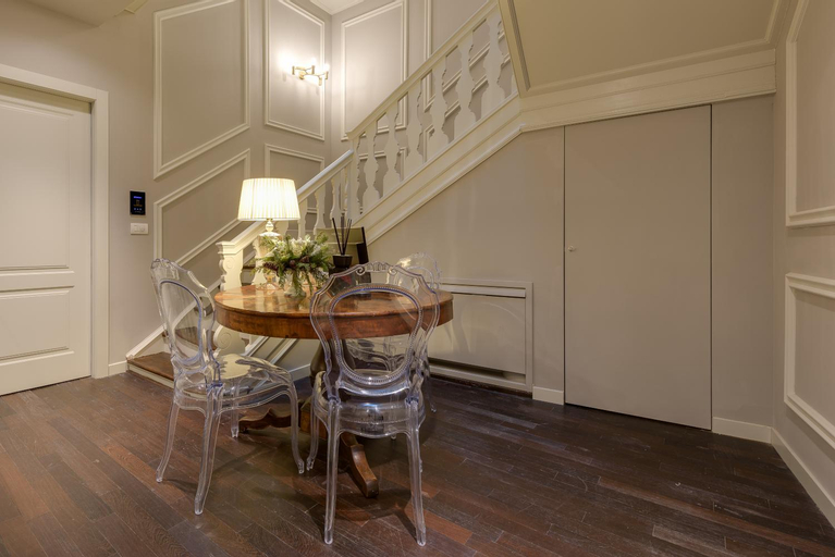 Dining Room 13