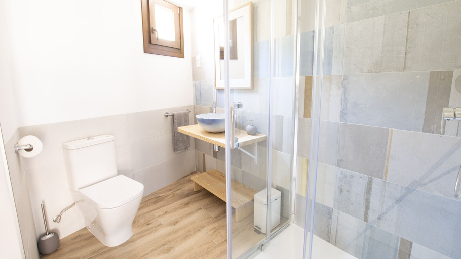 Bathroom 4, APARTAMENTOS CREATIVOS VILLARUBEI, Teruel