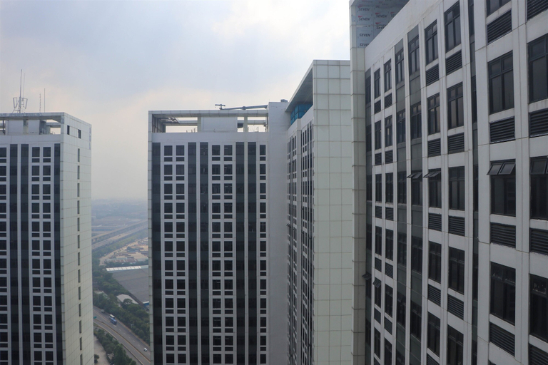 Exterior & Views 2, Cozy And Nice Studio Room Pollux Chadstone Apartment, Cikarang