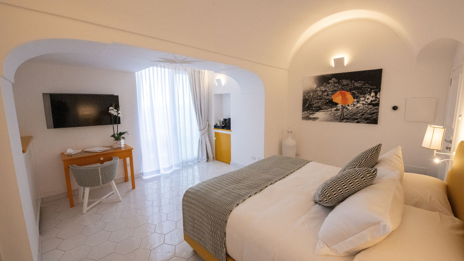 Bedroom 3, Villa Francesco Luxury Suites, Salerno