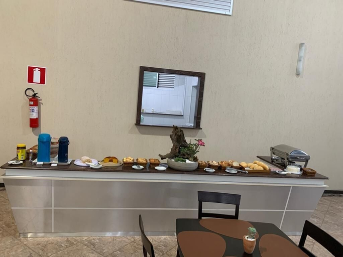 Food & Drinks, Zeta Hotel, Nova União