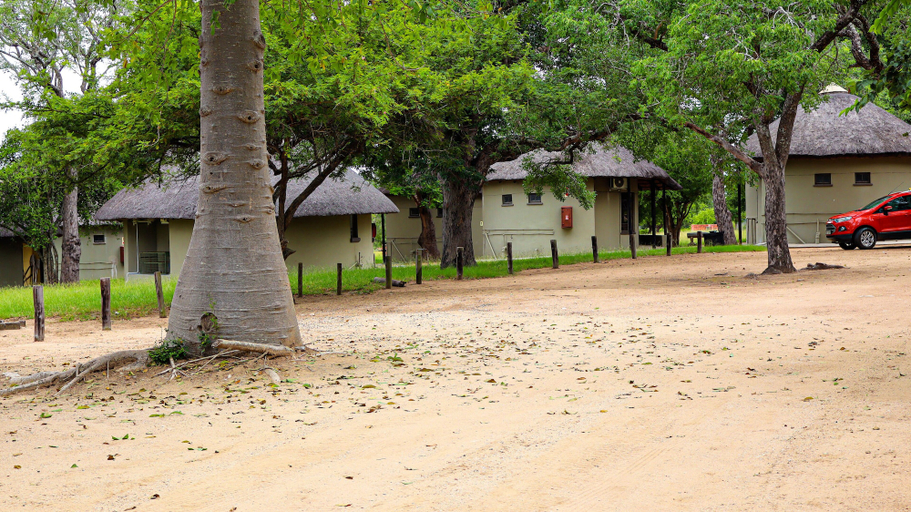 Others 5, Self Catering Chalets - Manyeleti, Ehlanzeni