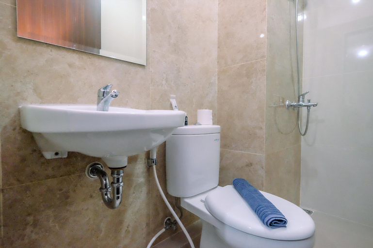 Bathroom 15