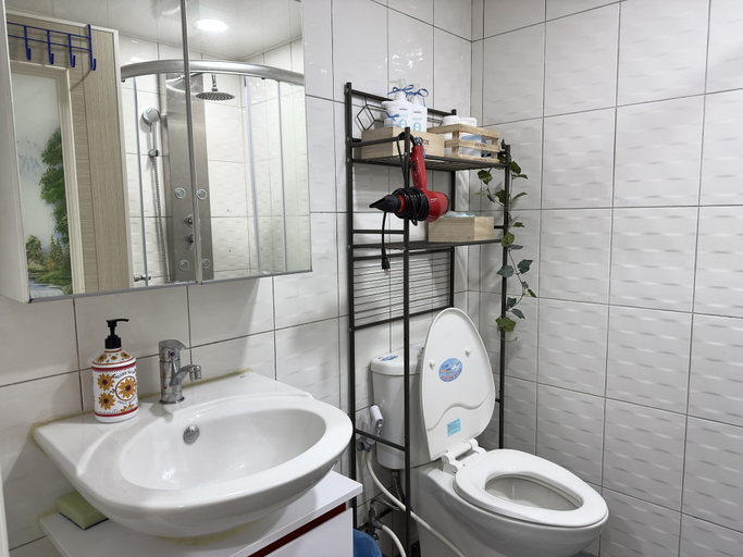 Bathroom, Entire APARTMENT, Taipei City