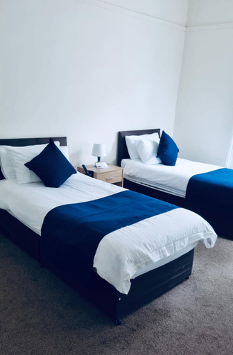 Bedroom 4, Caithness Inn, Highland
