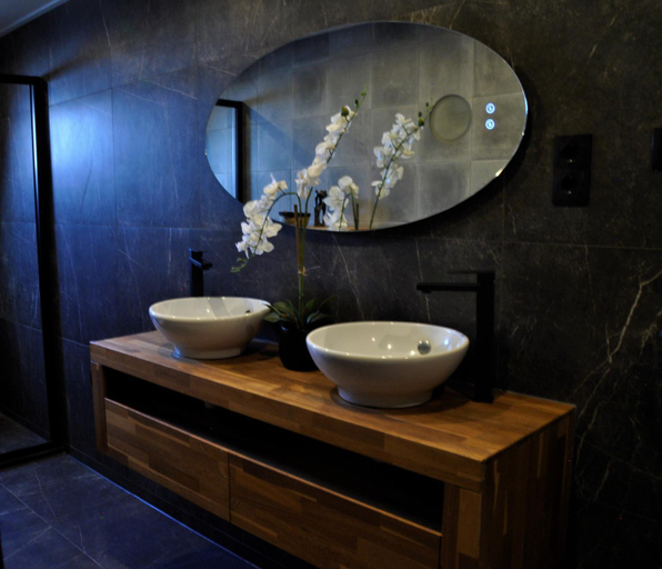 Bathroom 2, Huis nummer 7 met sauna en 3 slaapkamers, Leeuwarden