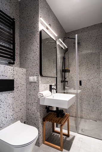 Bathroom 4, RentPlanet - Apartament Śrutowa, Środa Śląska