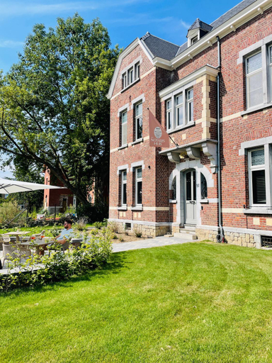 Others 4, B&B het Notarishuis - authentiek verblijf nabij Maastricht, Limburg