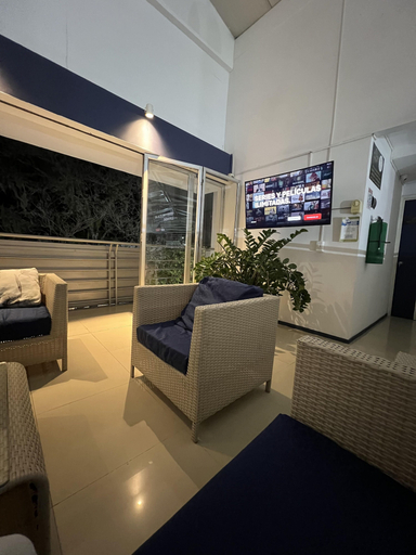 Others 5, Hotel boutique santa ana, Cartago
