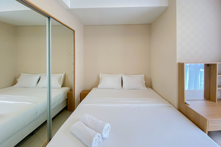 Bedroom 4, Well Furnished And Comfortable 2Br Apartment Gold Coast, North Jakarta