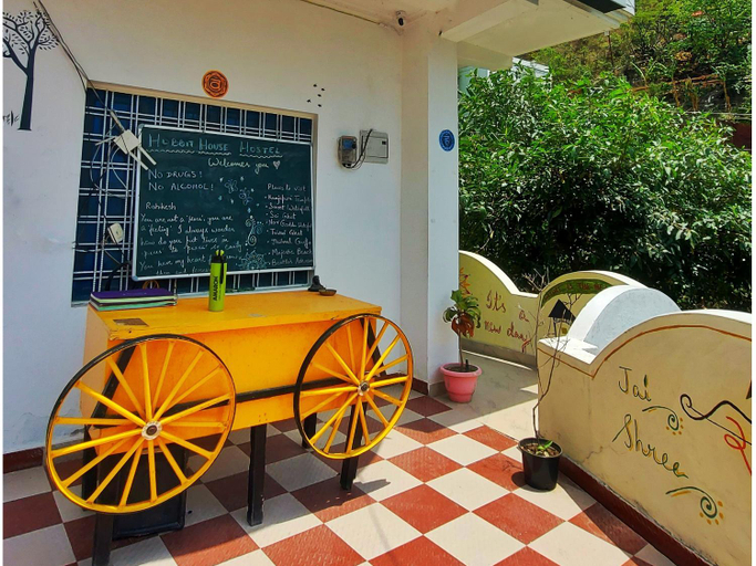 Others 4, Hobbit House Hostel, Tehri Garhwal