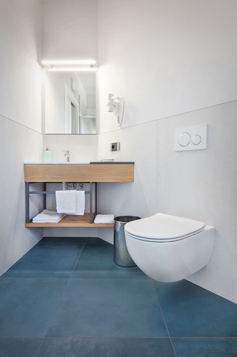 Bathroom 3, Hotel Gabbiano by Double Hospitality, Verona