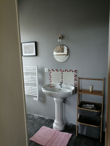 Bathroom 4, Domaine de Savignac, Charente