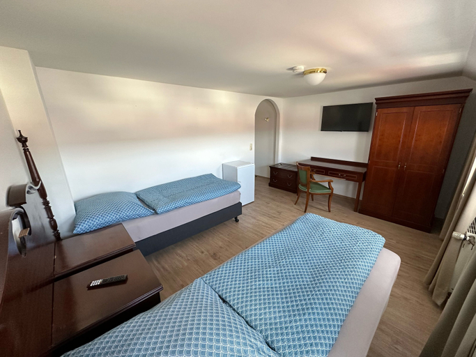 Bedroom 4, Gästehaus am Harz - Hotel&Monteurzimmer, Goslar