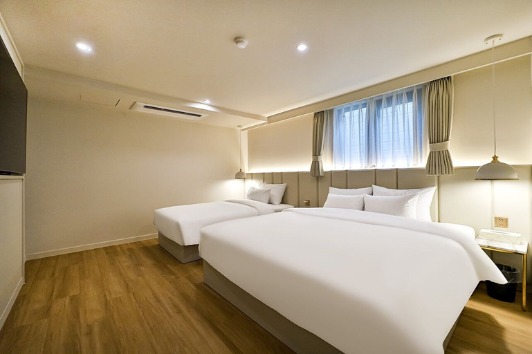 Bedroom 4, Den Basta Hotel Daeyeon, Nam