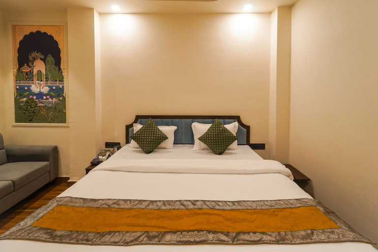 Bedroom 3, Kashi Niwas Varanasi, Varanasi