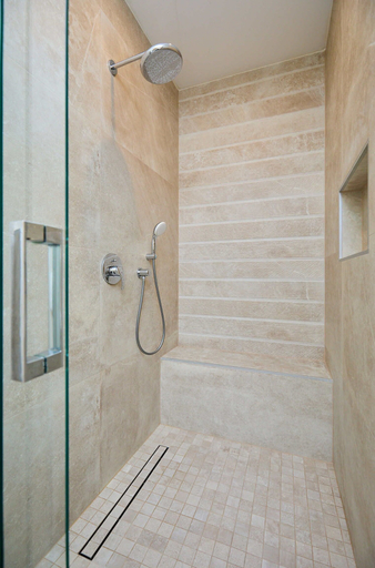 Bathroom 4, Hedera Estate, Hedera A43, Dubrovnik