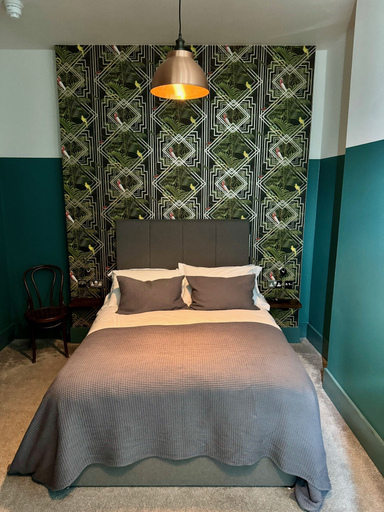 Bedroom 5, The Crown Rooms, London