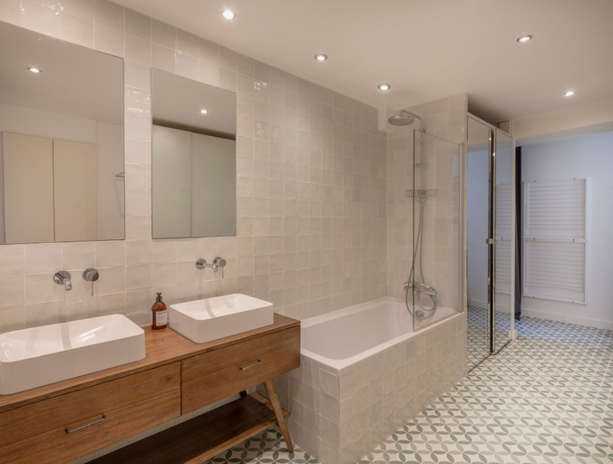 Bathroom 4, Paris Haussmann Elegant Residence, Paris