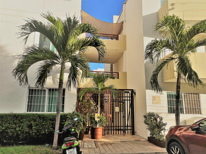 Exterior & Views 2, Condo in Downtown of Playa, Cozumel