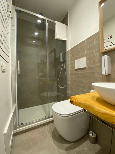 Bathroom 2, Liotru Maisonne, rooms with en-suite bathroom and shared bathroom, Catania